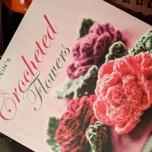 Crocheted Flowers book